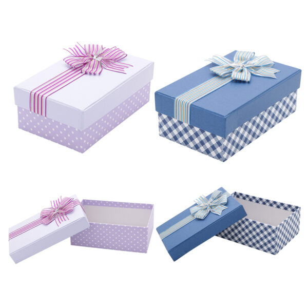 Hộp qùa hình vuông chấm bi
